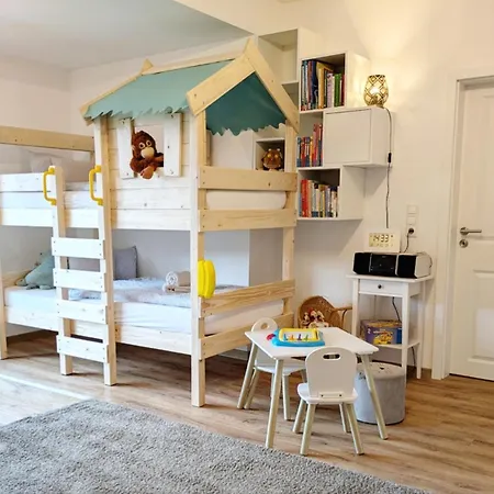 Familien-apartment Schmitts Katz Lejlighed